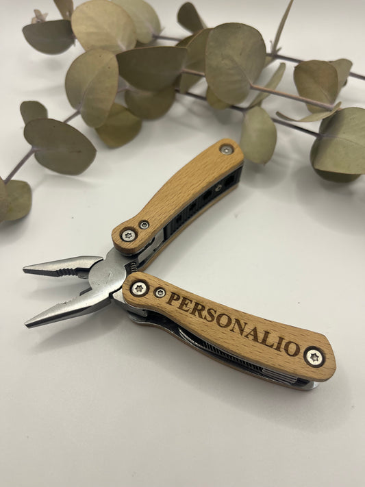 Personalisiertes Multitool aus Buchenholz