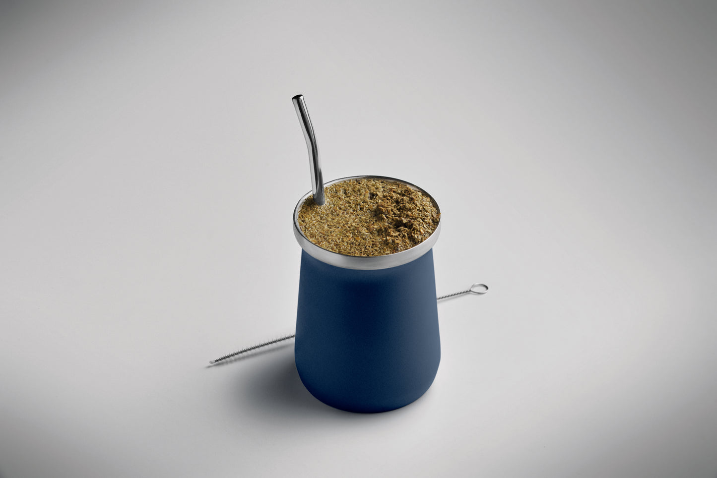 Doppelwandiger Yerba-Mate-Becher aus recyceltem Edelstahl (90% recycelter Edelstahl und 10% Edelstahl). Inkl.