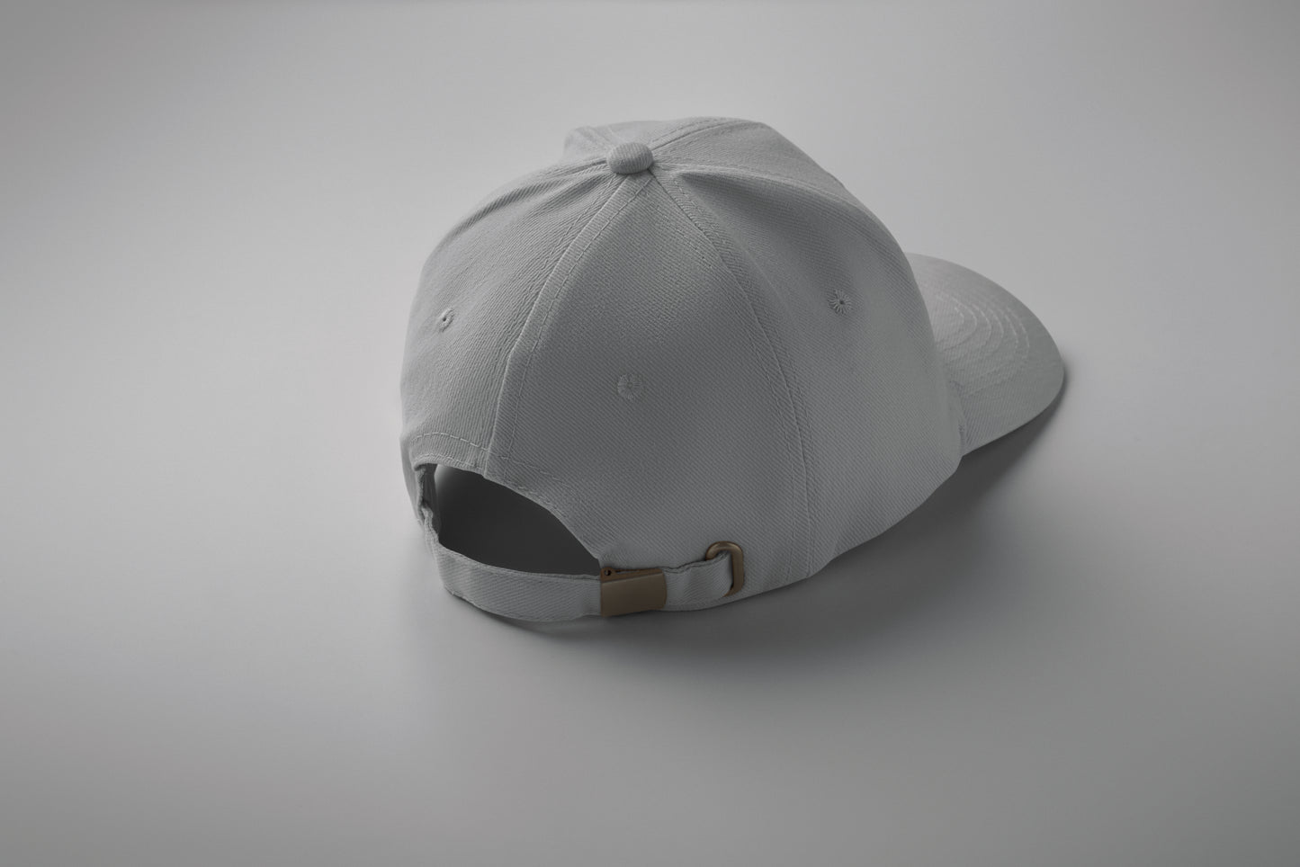 6-Panel-Baseball Cap aus gebürsteter Baumwolle 260 g/m² mit Schnalle aus Edelstahl. Größe