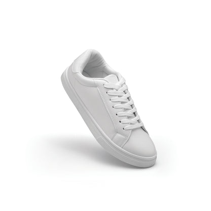 Leichte Sneaker aus PU mit Gummisohle und Schnürsenkeln aus Polyester. Größe: 39.