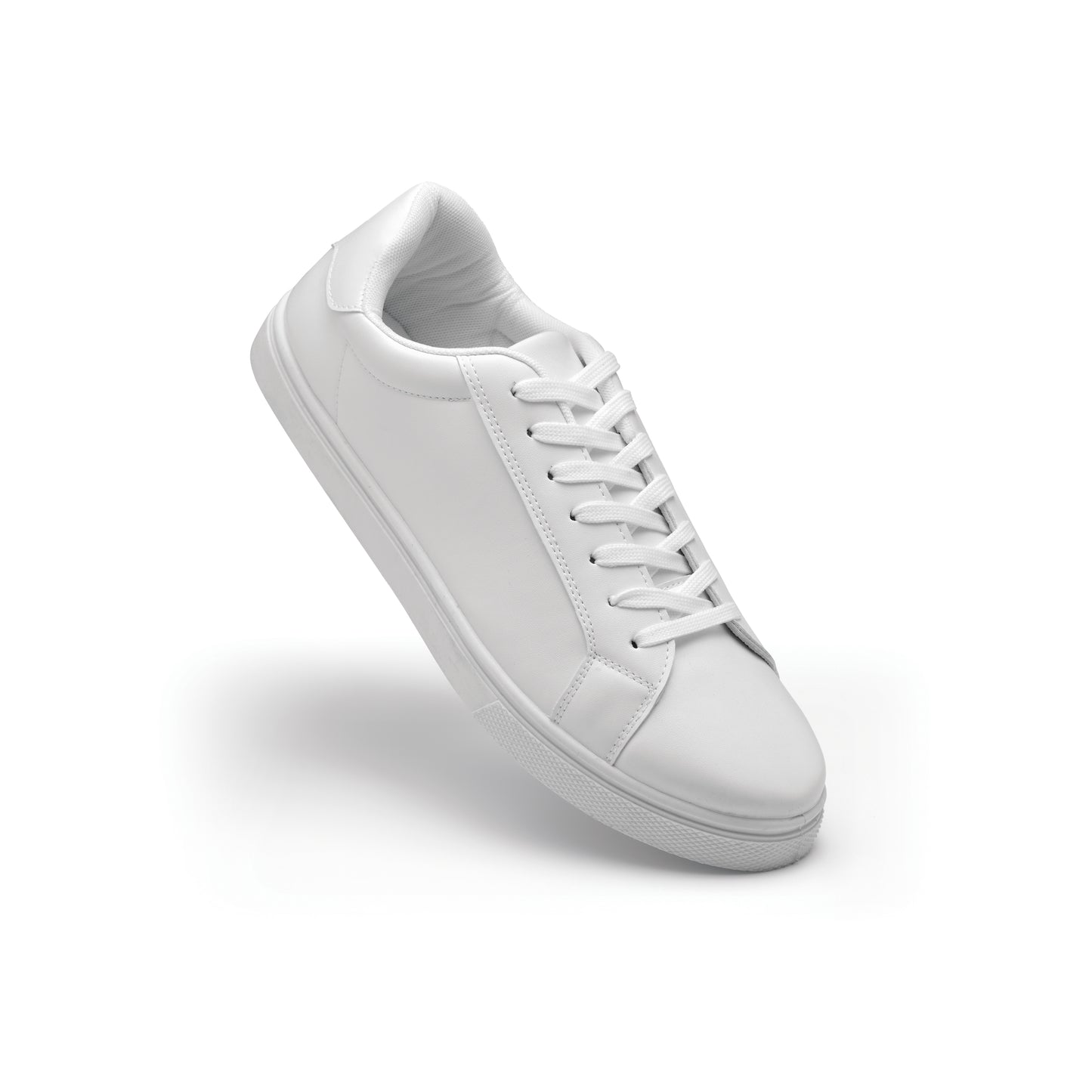 Leichte Sneaker aus PU mit Gummisohle und Schnürsenkeln aus Polyester. Größe: 44.