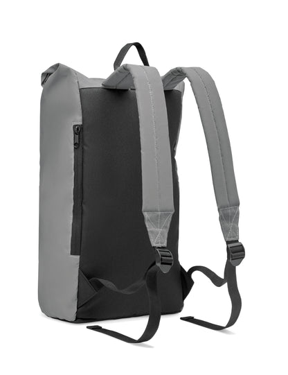 Rucksack mit Rollverschluss aus reflektierendem 190T-Polyester. Laptopfach Innenfach mit Klettverschluss seitliche Reißverschlusstasche.