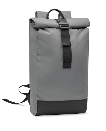 Rucksack mit Rollverschluss aus reflektierendem 190T-Polyester. Laptopfach Innenfach mit Klettverschluss seitliche Reißverschlusstasche.