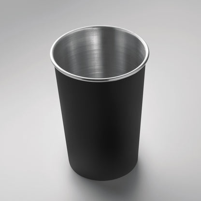 Wiederverwendbarer Becher aus recyceltem Edelstahl (90 % recycelter Edelstahl und 10 %