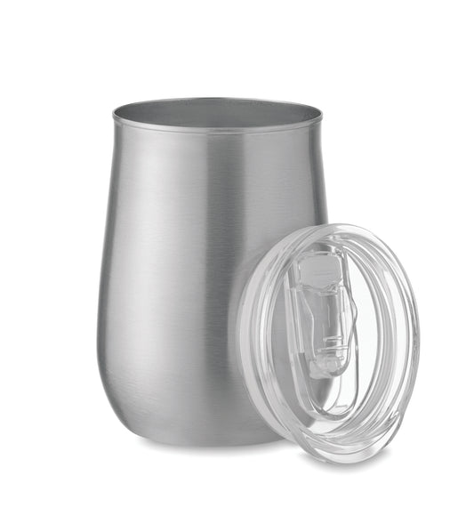 Trinkbecher aus recyceltem Edelstahl mit Powder Coating. (90 % recycelter Edelstahl und