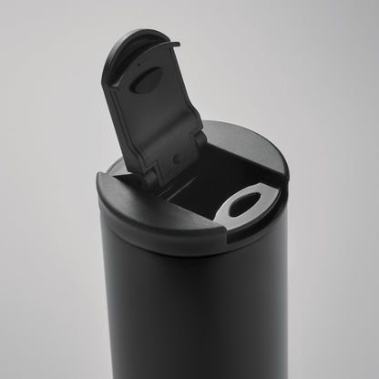 Doppelwandiger Isolierbecher aus Edelstahl. Füllmenge: 330 ml. Auslaufsicher.