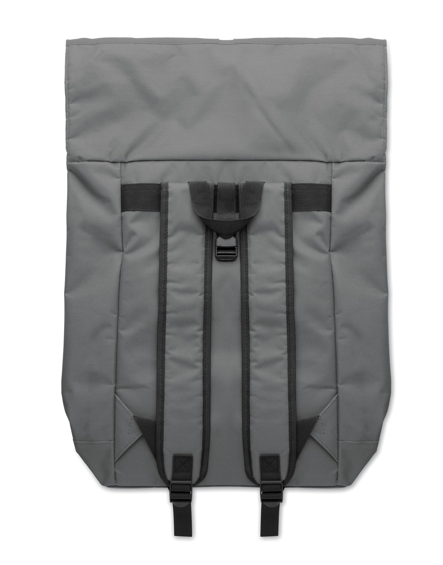 15'''' Rolltop-Rucksack mit Laptopfach aus 600D-Polyester. Gepolsterter Rücken und verstärkter Boden. Fronttasche