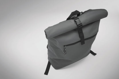 15'''' Rolltop-Rucksack mit Laptopfach aus 600D-Polyester. Gepolsterter Rücken und verstärkter Boden. Fronttasche