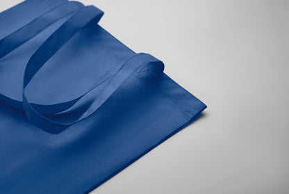 Einkaufs- oder Strandtasche aus RPET-Non Woven mit Seitenfalz und langen Tragegriffen. 80