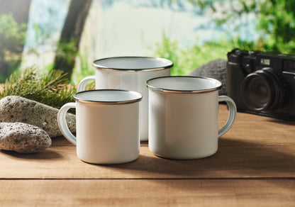 Emaillierter Metall-Becher im Vintage-Look. Spezielle Beschichtung für Sublimationsdruck. Füllmenge: 200 ml.