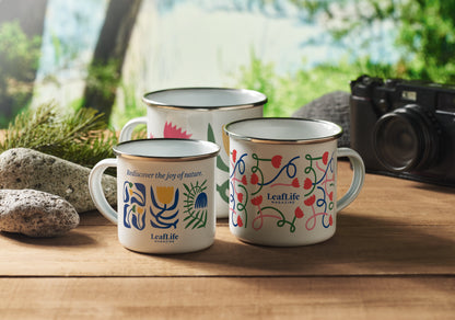 Emaillierter Metall-Becher im Vintage-Look. Spezielle Beschichtung für Sublimationsdruck. Füllmenge: 200 ml.