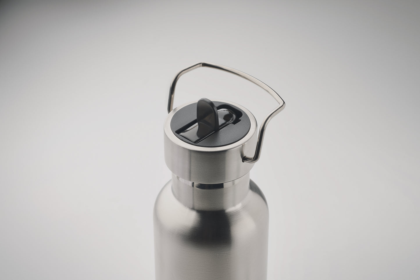 Doppelwandige Vakuum-Isolierflasche aus recyceltem Edelstahl (90% recycelter Edelstahl und 10% Edelstahl) mit