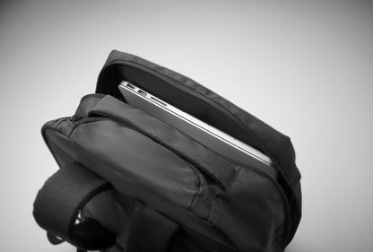 15'''' Laptop-Rucksack aus 600D RPET-Polyester. Internes 15'''' Laptopfach Reißverschlusstasche vorne zwei seitliche