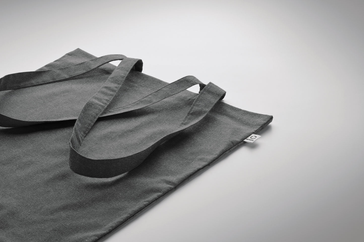 Einkaufstasche aus recycelter Post-Consumer-Baumwolle (70 % recycelte Baumwolle und 30 % RPET)