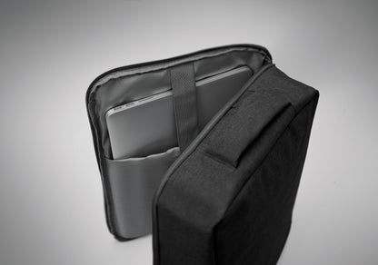 Schlanker 15'''' Laptop-Rucksack aus 300D RPET mit 210D RPET-Futter. Laptopfach 2 Innentaschen