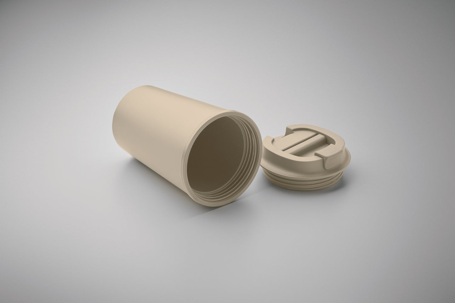 Doppelwandiger Becher aus 100% PLA-Mais mit Trinkdeckel aus PP. Innenauskleidung aus TPR.