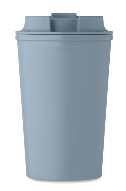 Doppelwandiger Becher aus 100% PLA-Mais mit Trinkdeckel aus PP. Innenauskleidung aus TPR.