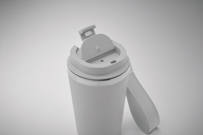Doppelwandiger Becher aus recyceltem Edelstahl (90 % recycelter Edelstahl und 10 %