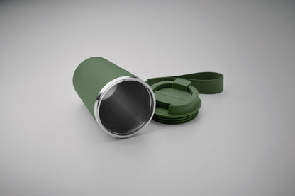 Doppelwandiger Becher aus recyceltem Edelstahl (90 % recycelter Edelstahl und 10 %