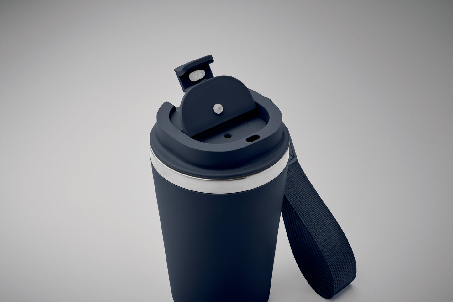 Doppelwandiger Becher aus recyceltem Edelstahl (90 % recycelter Edelstahl und 10 %