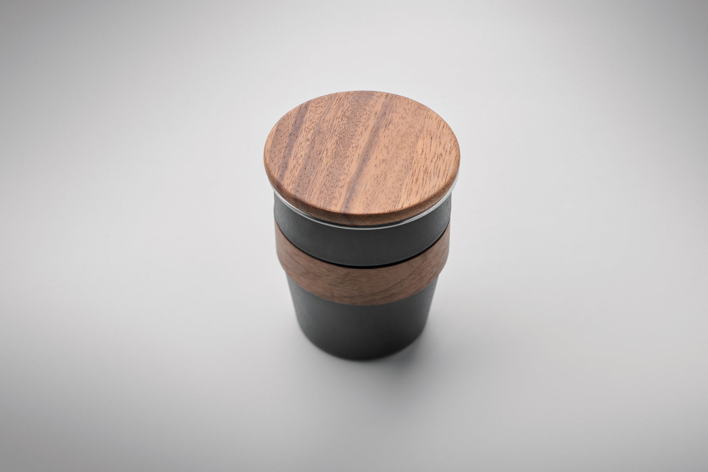 Einwandiger Becher aus recyceltem Edelstahl (90 % recycelter Edelstahl und 10 %