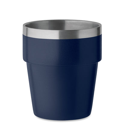 Doppelwandiger Becher aus recyceltem Edelstahl (90% recycelter Edelstahl und 10% Edelstahl). Stapelbar.