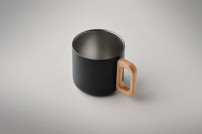 Doppelwandiger Becher aus recyceltem Edelstahl (90 % recycelter Edelstahl und 10 %