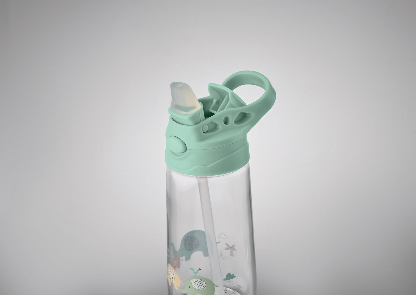 Trinkflasche für Kinder aus Tritan. Deckel mit integriertem Trinkhalm. Auslaufsicher. Füllmenge: 450