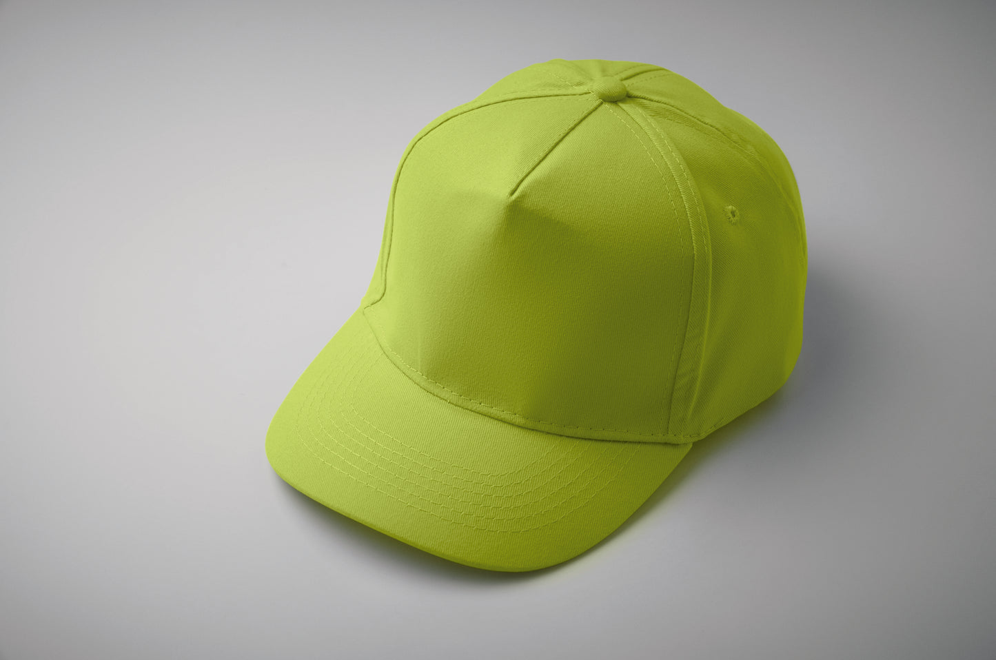 5-Panel-Baseball Cap aus Baumwolltwill 180 g/m² mit verstellbarem Klettverschluss.
