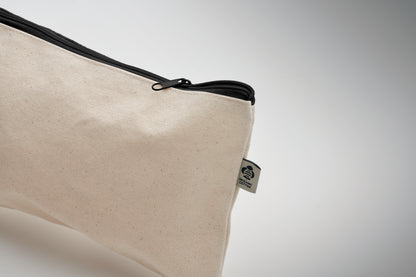 Kosmetiktasche aus Organic Cotton mit farbigem Reißverschluss. 340 g/m².