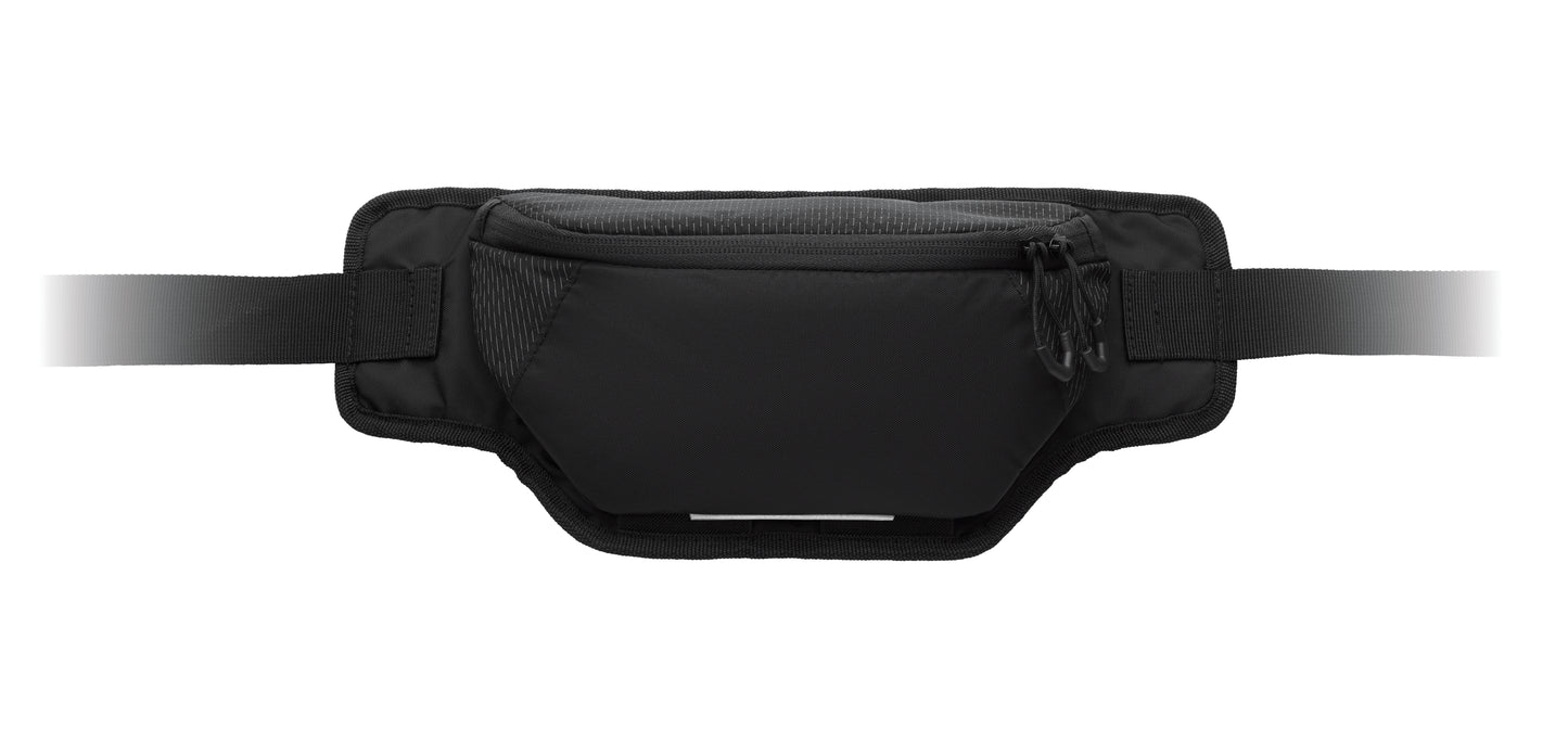 Gürteltasche aus wasserabweisendem 420D-Nylon mit 210D-Polyesterfutter. Reflektierender Streifen. Komplett gepolstertes Hauptfach. Große
