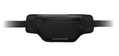 Gürteltasche aus wasserabweisendem 420D-Nylon mit 210D-Polyesterfutter. Reflektierender Streifen. Komplett gepolstertes Hauptfach. Große