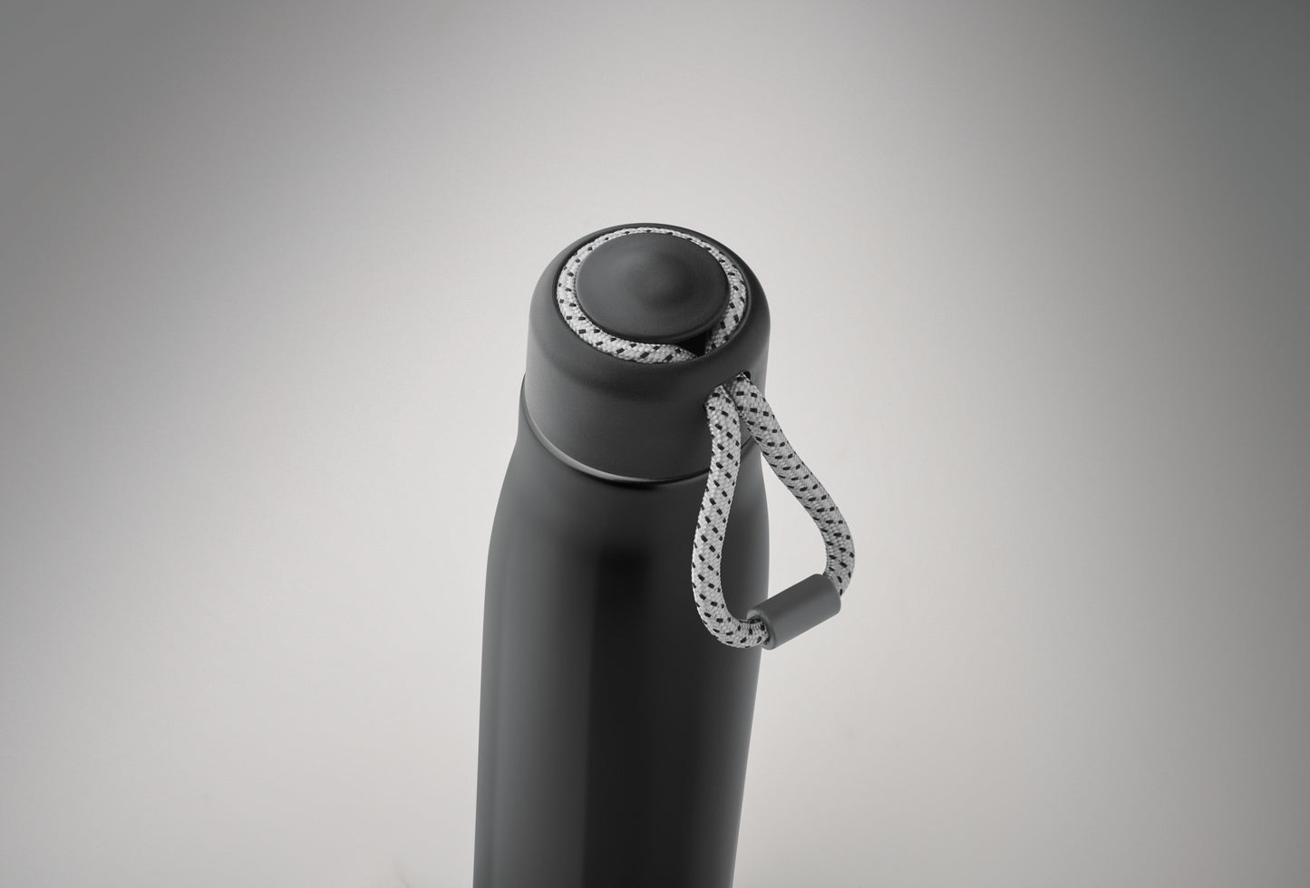 Doppelwandige Isolierflasche aus recyceltem Edelstahl (90 % recycelter Edelstahl und 10 %