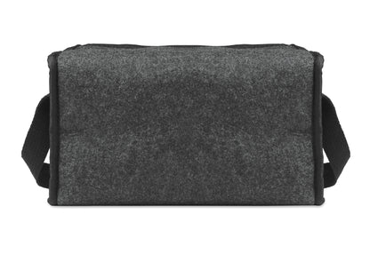 Kühltasche aus RPET-Filz mit Fronttasche. 1mm RPET-Filz- und isolierende 3 mm Aluminiumfolie.