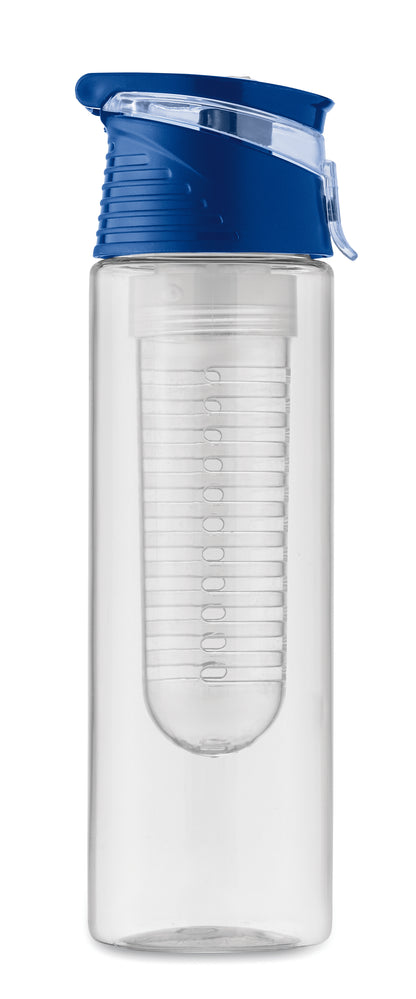 Trinkflasche aus RPET mit entnehmbarem Frucht-Aromafach. Henkel und auslaufsicherer Deckel. Füllmenge: 500