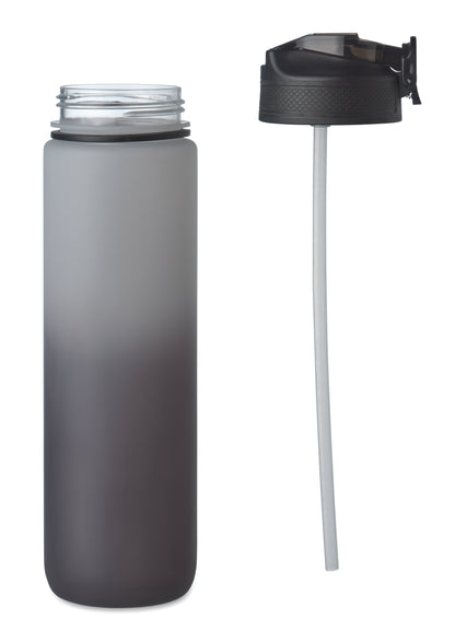 Sport-Trinkflasche aus RPET. Integrierter Trinkhalm weiches Silikonmundstück motivierende Zeitmarkierung einhändig zu öffnender