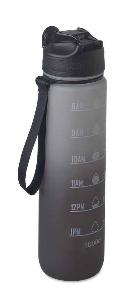 Sport-Trinkflasche aus RPET. Integrierter Trinkhalm weiches Silikonmundstück motivierende Zeitmarkierung einhändig zu öffnender
