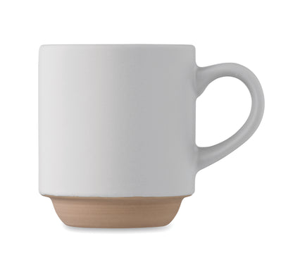 Kaffeebecher aus Keramik. Stapelbar. Füllmenge: 170ml.