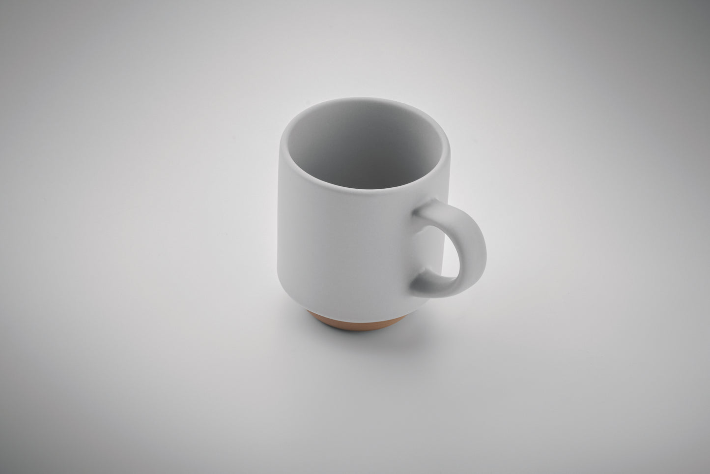 Kaffeebecher aus Keramik. Stapelbar. Füllmenge: 170ml.