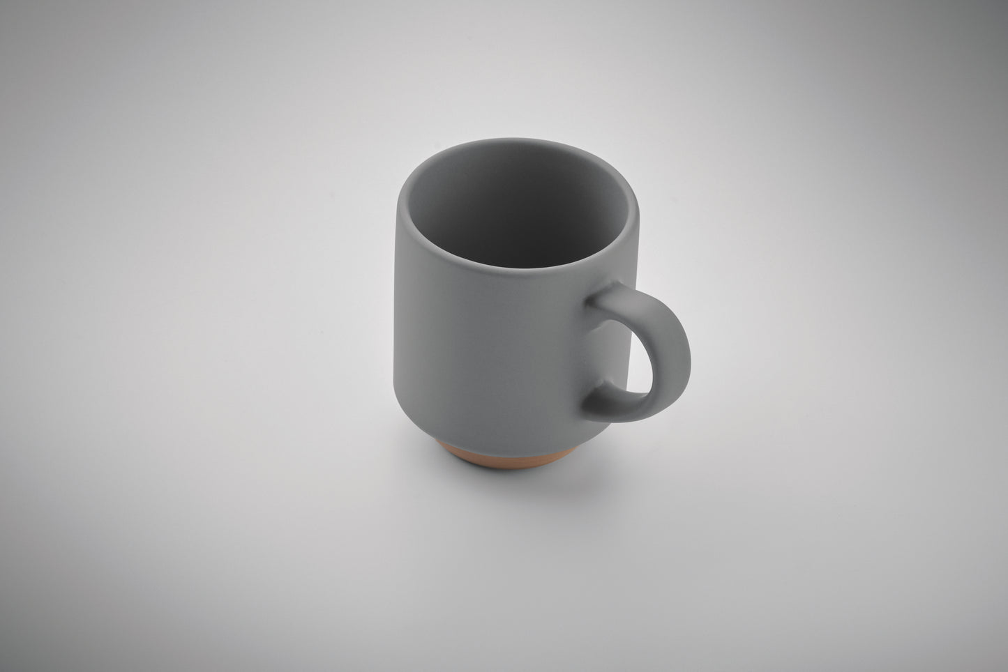 Kaffeebecher aus Keramik. Stapelbar. Füllmenge: 170ml.