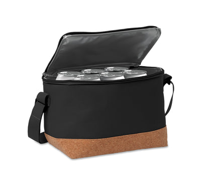 Kühltasche aus RPET 600D. Boden abgesetzt in Kork. Isoliermaterial: PEVA mit 2mm