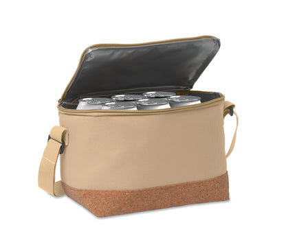 Kühltasche aus RPET 600D. Boden abgesetzt in Kork. Isoliermaterial: PEVA mit 2mm