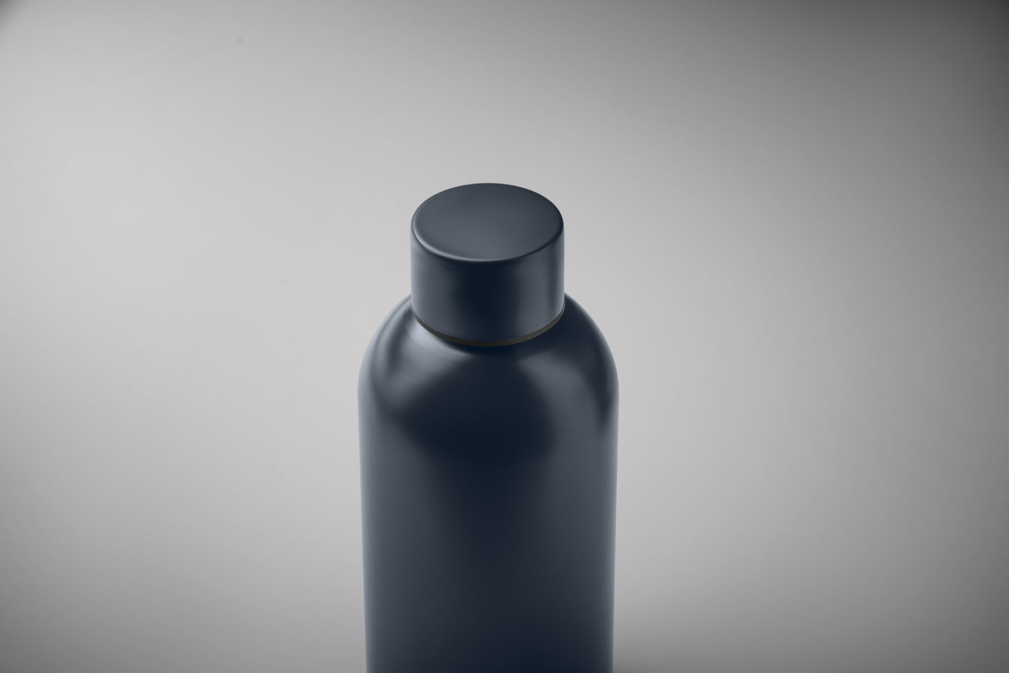 Einwandige Flasche aus recyceltem Edelstahl (90 % recycelter Edelstahl und 10 %