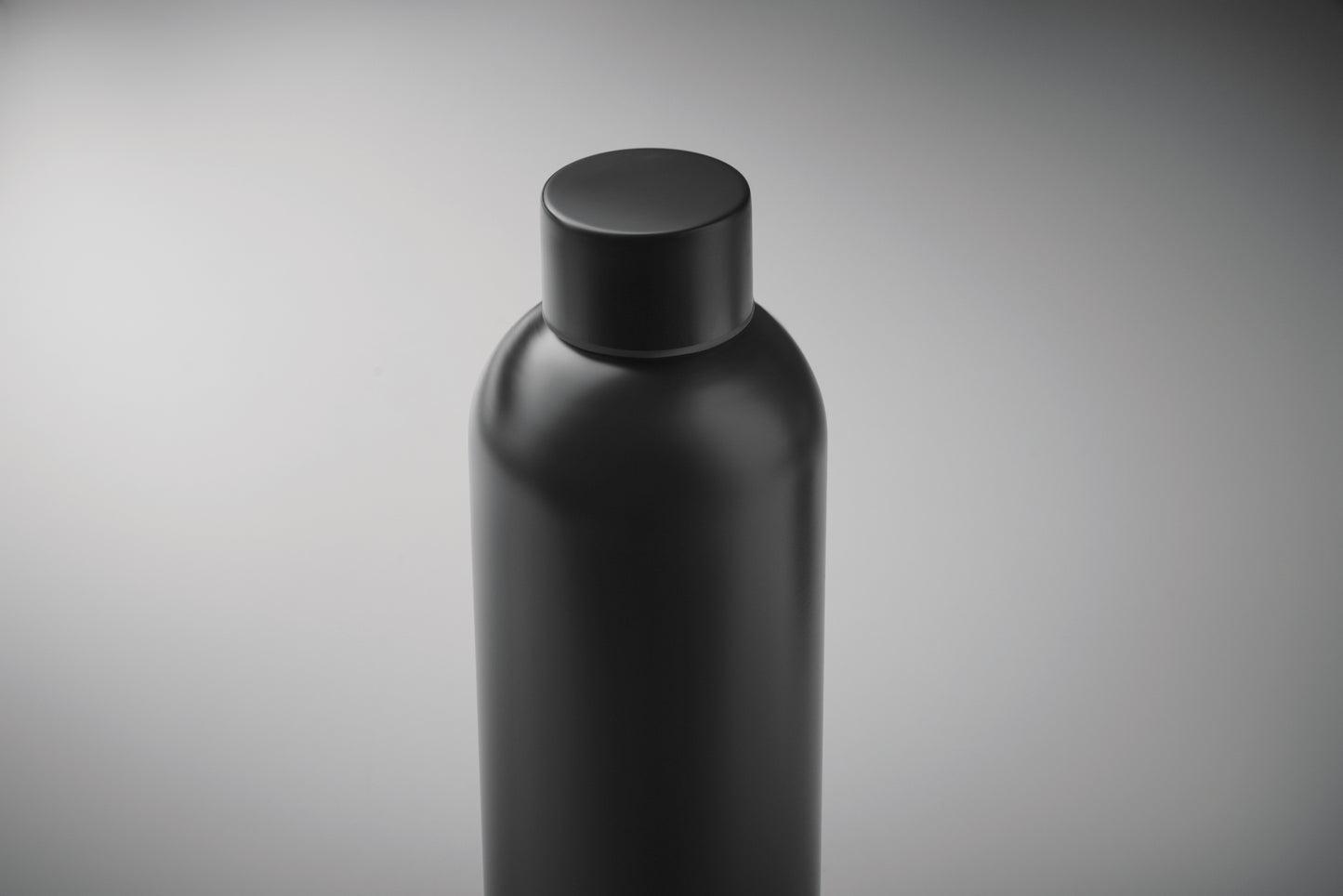 Einwandige Flasche aus recyceltem Edelstahl (90 % recycelter Edelstahl und 10 %