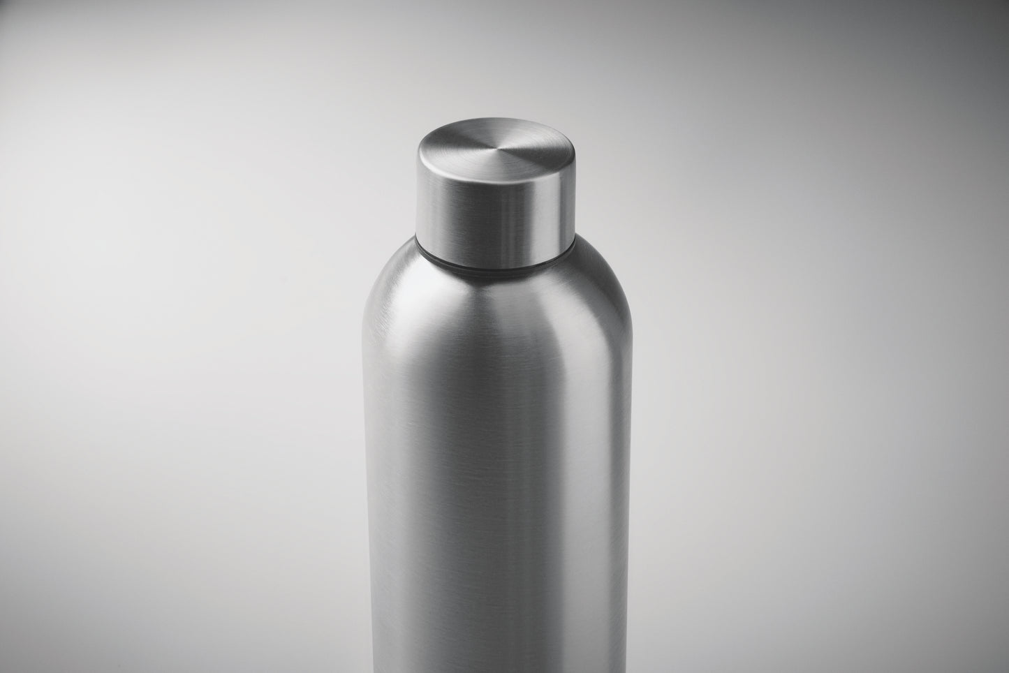 Einwandige Flasche aus recyceltem Edelstahl (90 % recycelter Edelstahl und 10 %