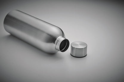 Einwandige Flasche aus recyceltem Edelstahl (90 % recycelter Edelstahl und 10 %