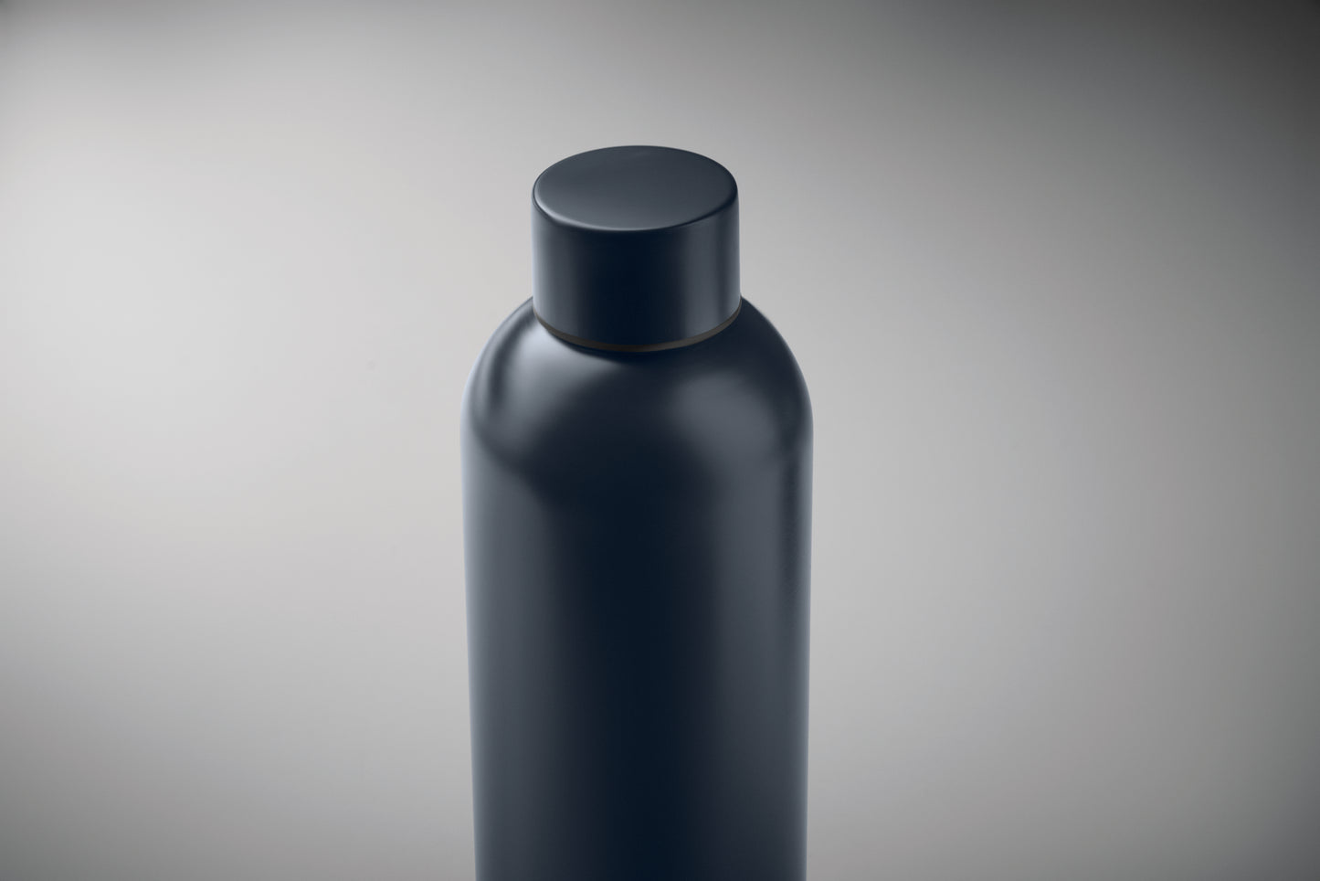 Einwandige Flasche aus recyceltem Edelstahl (90 % recycelter Edelstahl und 10 %