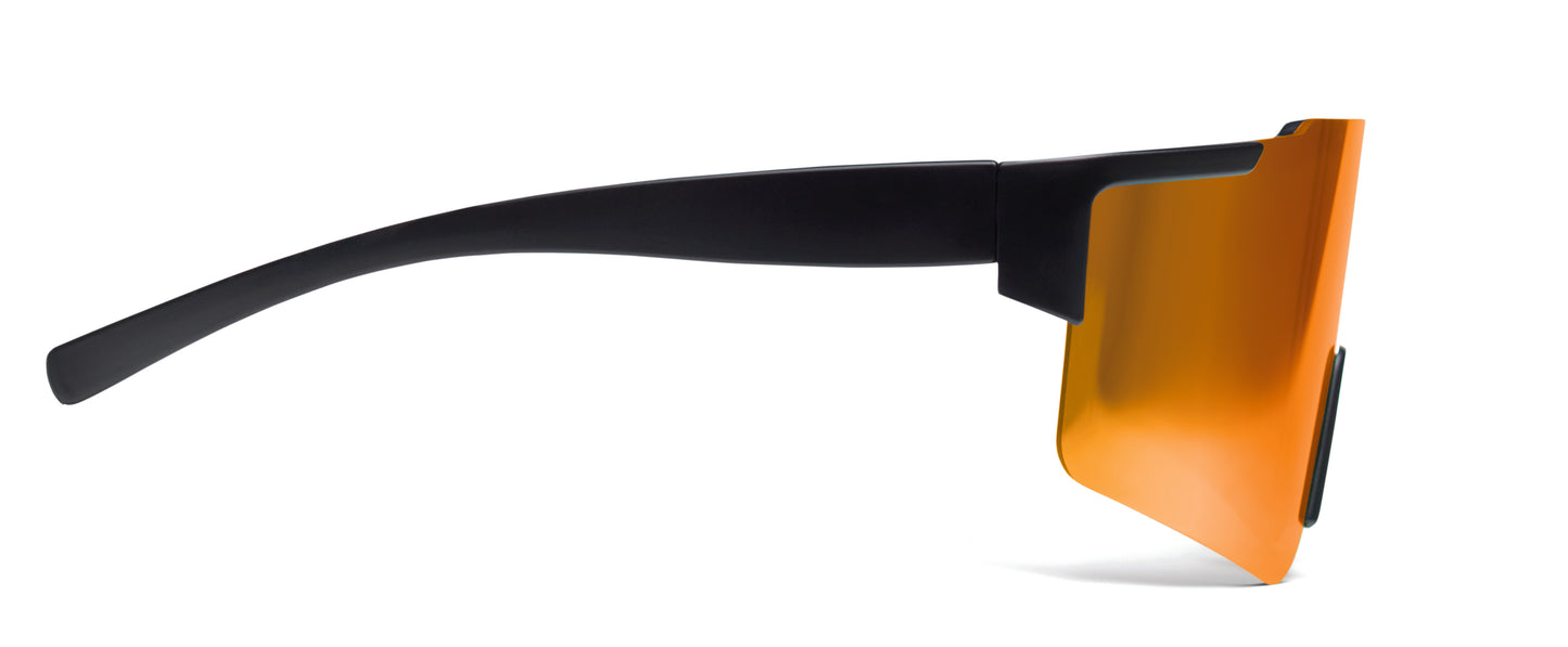 Sport-Sonnenbrille mit verspiegelten Gläsern und schwarzem Rahmen. UV400-Schutz.