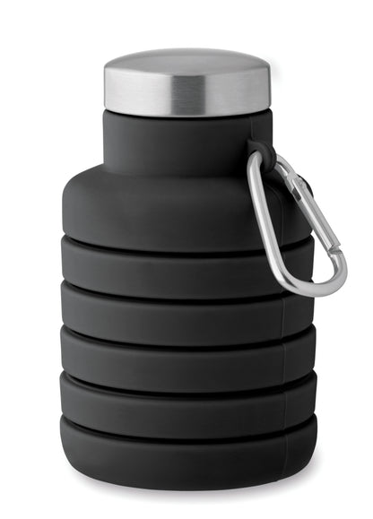 Faltbare Flasche aus Silikon. Verschluss aus Edelstahl und Karabiner aus Aluminium. Der