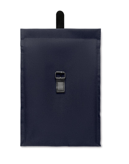 Lunch-Kühltasche aus 600D RPET-Polyester mit Rolltop. Tragegriff und Verschluss aus PU. Isolierung:
